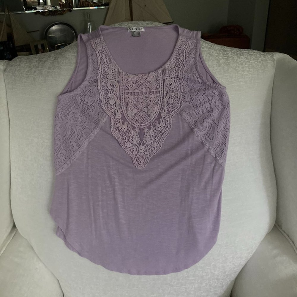 Venus Women's Top - Sleeveless - Lilac